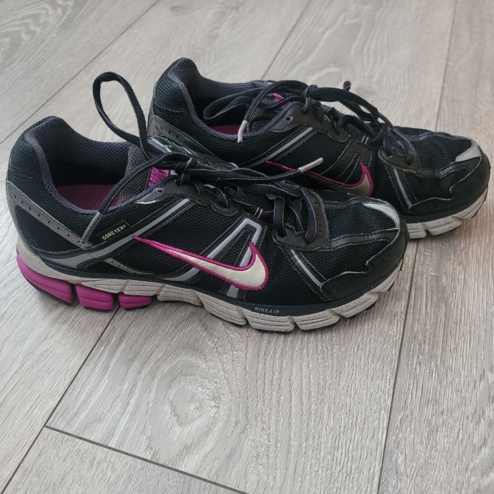 Nike Gortex "Bowerman" Shoes